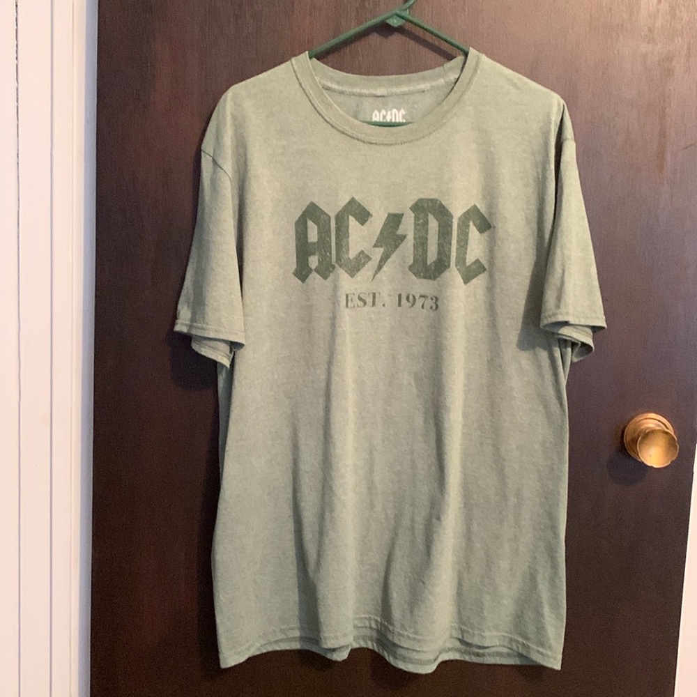 AC/DC 1973 T-shirt
